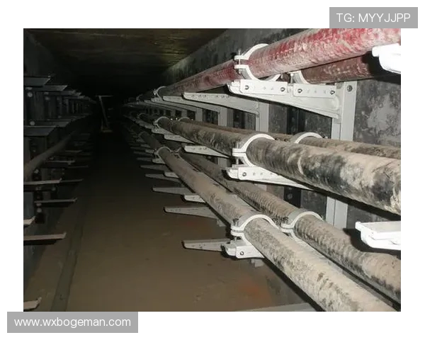 挖掘机综合管廊内部电缆支架安装